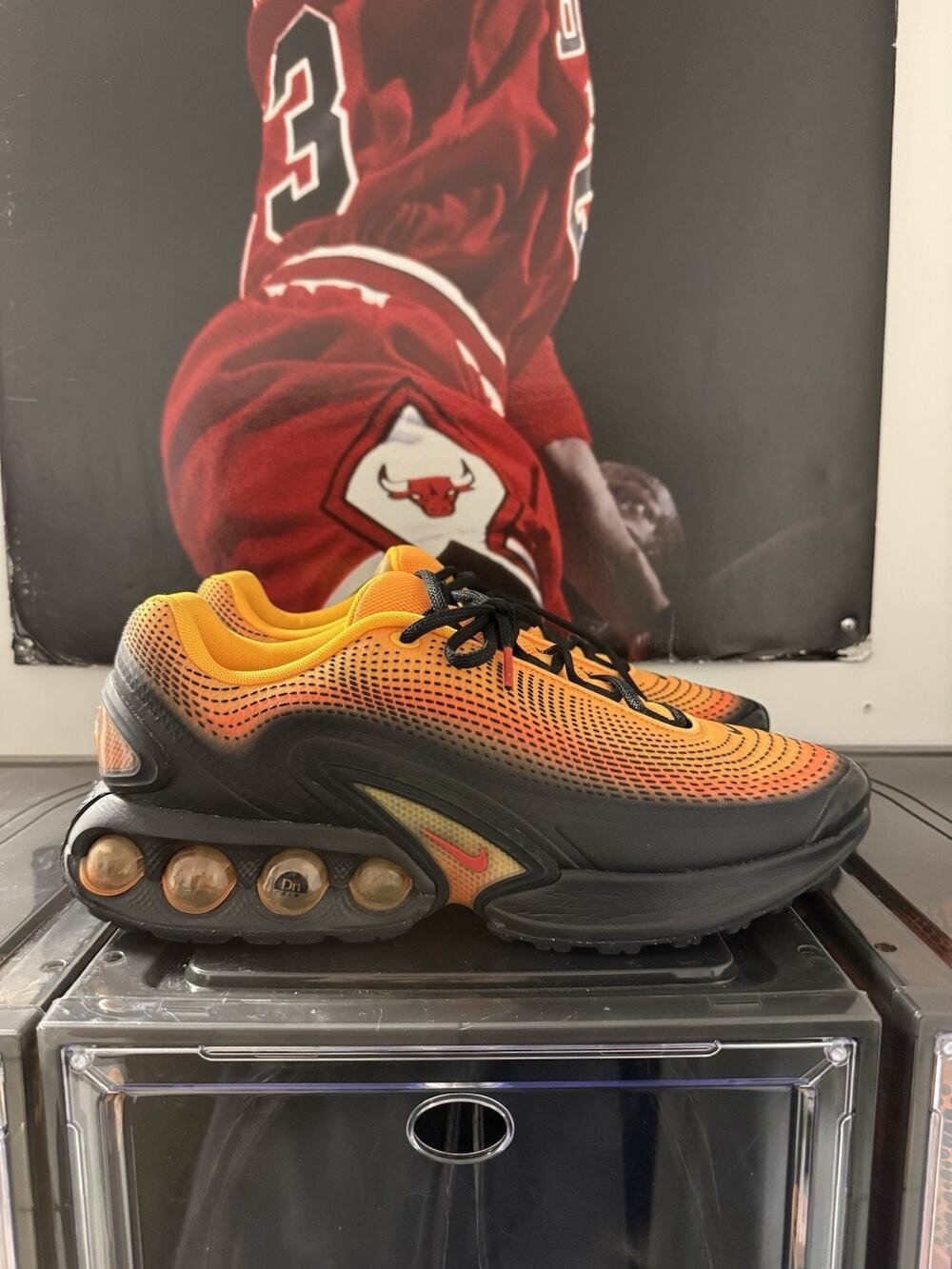 Nike Air Max DN SE Laser Orange Black Sneakers Men’s Size 13 Shoes HM0810-800